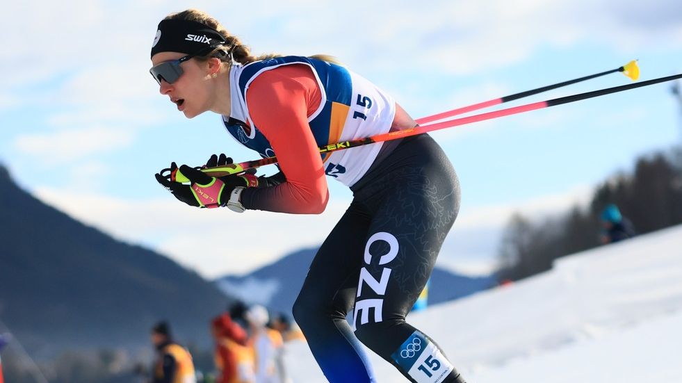 Tuž byl devátý v kvalifikaci sprintu SP ve Falunu, dál jdou i Novák s Janatovou